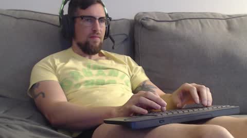 _bigd69 online show from December 9, 1:36 pm