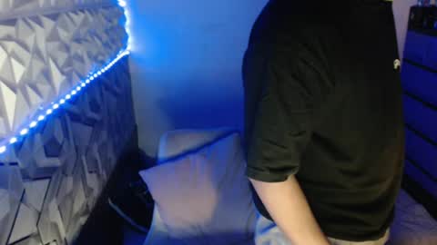 _superhotlatino_ online show from July 24, 5:09 pm