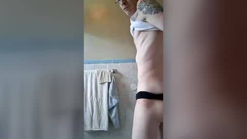 adamllamas online show from June 22, 6:45 pm