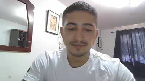 alanj998 online show from August 2, 7:45 pm
