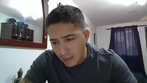 alanj998 online show from July 2, 3:51 pm