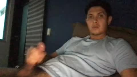 alex20mndz online show from August 8, 1:34 am