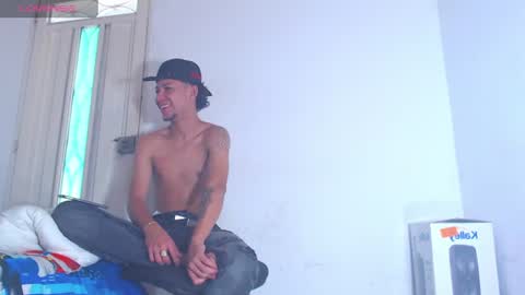 alfredo_rivas online show from July 2, 3:51 pm