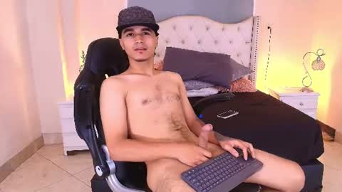 Andreao online show from July 28, 3:54 pm
