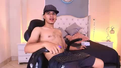 Andreao online show from July 30, 3:11 pm