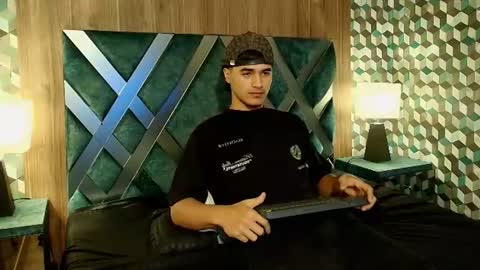 Andreao online show from June 27, 1:39 pm
