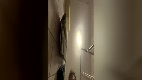 armyskater32 online show from June 22, 5:14 am