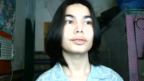 asian_babyboi online show from June 17, 11:01 am