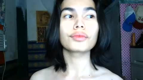 asian_babyboi online show from July 21, 5:26 pm