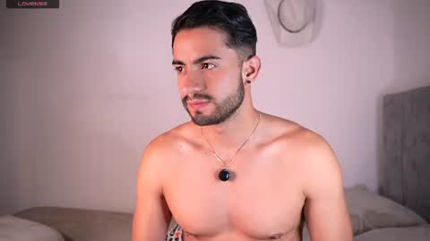 AYDAN STIVEN OF AYDANSTIVEN online show from July 18, 11:15 am