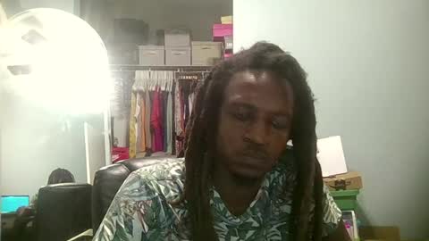 bahamian_linga online show from July 17, 1:13 am
