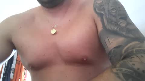 barrias23 online show from July 6, 3:36 pm