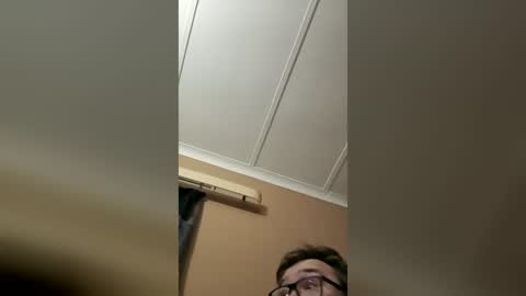 beennudeislife online show from July 7, 8:23 pm