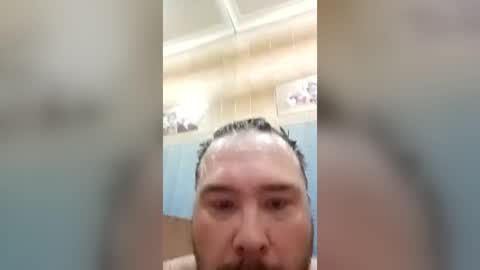 beennudeislife online show from August 9, 7:03 am