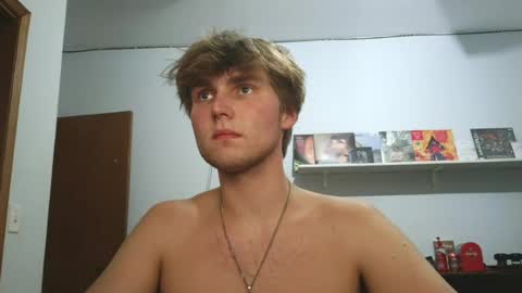 bigskinnyboyshh online show from July 6, 10:10 pm