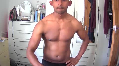 br0wn_prince24 online show from July 9, 11:58 am