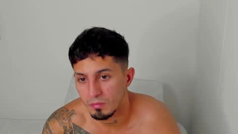 brody_dallas1 online show from August 10, 4:40 am