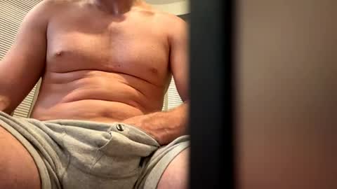 brucelogan80 online show from August 9, 11:32 pm