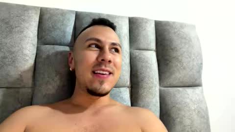 camilo online show from May 6, 11:16 pm