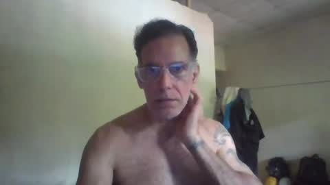 captainfox_ online show from July 5, 2:24 pm