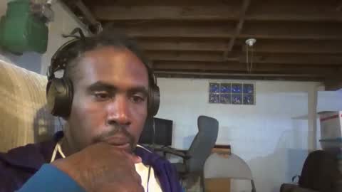chocolatedolla online show from May 24, 1:11 am