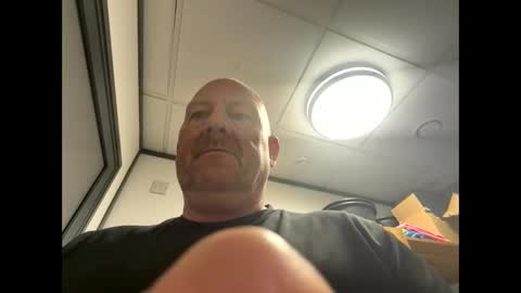 col4nows online show from June 3, 1:24 pm