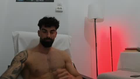 cuteeboy online show from June 3, 7:52 pm