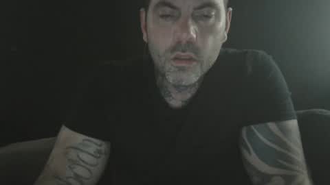 daddyisdaddy6996 online show from July 3, 5:13 am