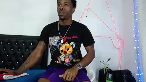 damian_hart_24cm online show from July 3, 11:16 am