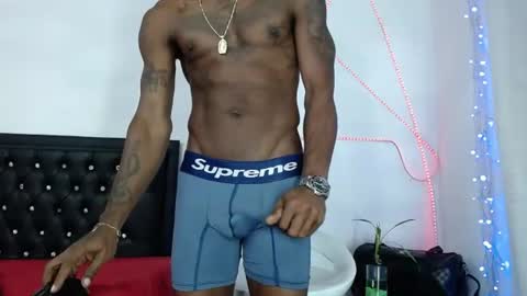 damian_hart_24cm online show from June 24, 3:37 pm