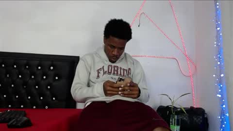 damian_hart_24cm online show from July 13, 11:56 am