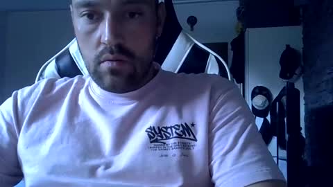 dexxxn. online show from June 7, 5:42 pm