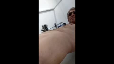 deanofflove221000 online show from May 26, 3:24 am