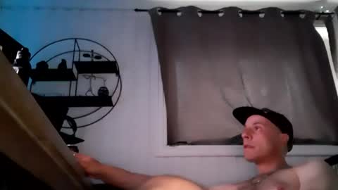 dirkdigglerofficial online show from June 14, 3:41 am