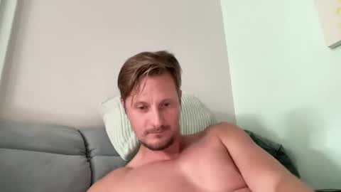 djo68686666 online show from July 24, 2:13 pm