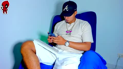  Dominic  online show from July 7, 4:01 am