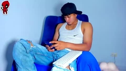  Dominic  online show from July 31, 3:17 am