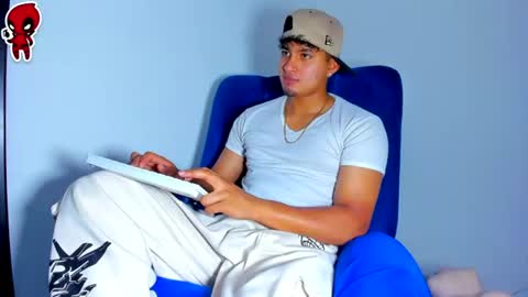  Dominic  online show from July 28, 4:42 am
