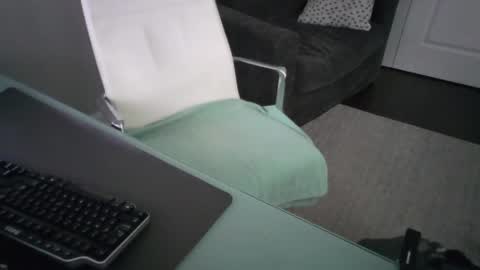 ds689655 online show from May 18, 7:51 pm