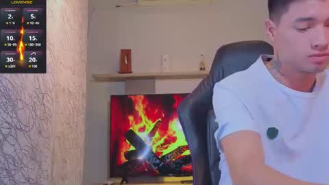 Edward Ross online show from July 1, 8:09 pm