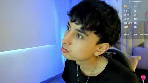 eidan_tay online show from June 10, 7:58 pm