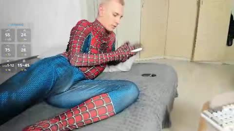 elliot_winki online show from July 28, 6:20 pm