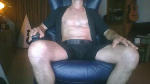 erostja557 online show from May 31, 11:27 pm