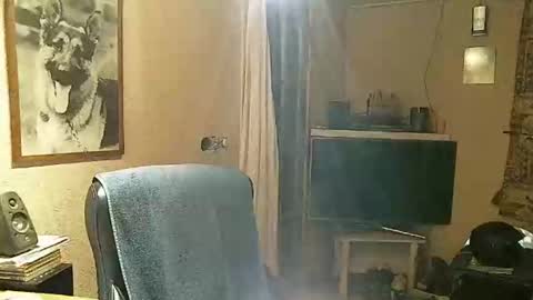 Erwins room welcome sound on online show from January 20, 9:22 pm