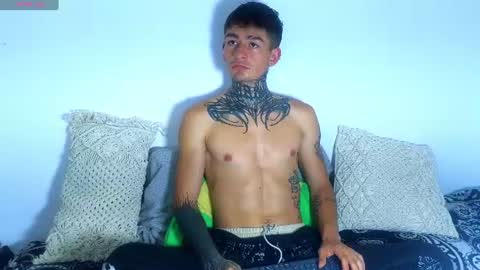Esteban independent model online show from June 23, 4:32 pm