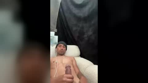 fabianalbert731 online show from August 9, 3:07 pm