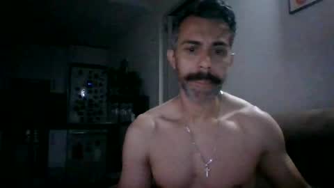 fonsi924 online show from July 28, 9:36 pm