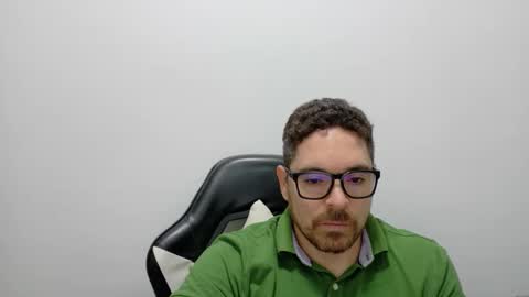 genesis_wb online show from June 10, 11:49 pm