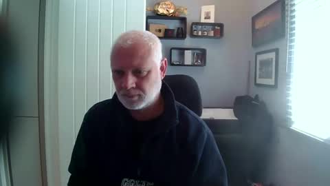 greyfox_6000 online show from May 13, 1:41 pm