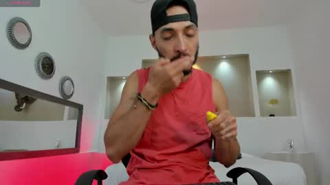 happy_hot7 online show from July 14, 11:49 am